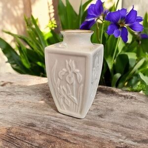 Vintage Lenox Mini Bud Vase with Irises and 24k Gold Trim